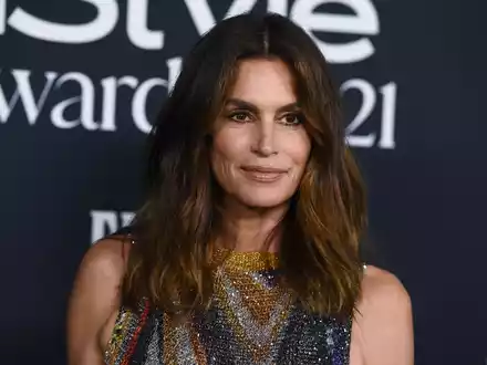 Model Cindy Crawford spricht in einer Dokumentation über ihr «Playboy»-Shooting. (Archivbild) - Foto: Jordan Strauss/Invision/AP/dpa