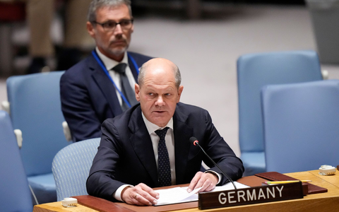 Bundeskanzler Olaf Scholz spricht im UN-Sicherheitsrat. - Foto: Mary Altaffer/AP/dpa