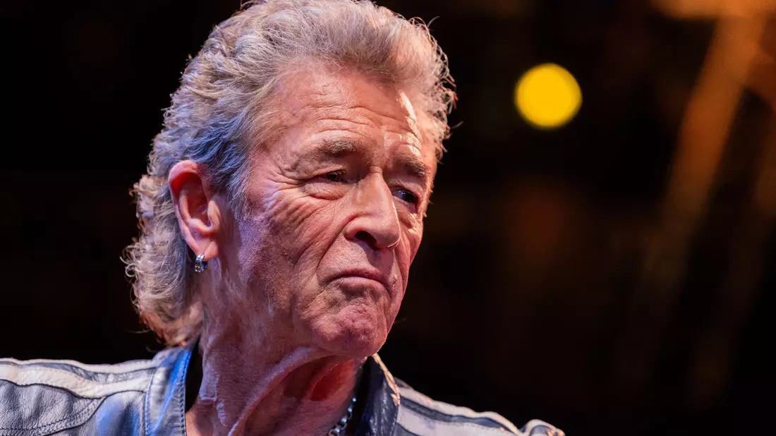 Sänger Peter Maffay geht im kommenden Jahr auf Abschiedstournee. - Bild: Rolf Vennenbernd/dpa