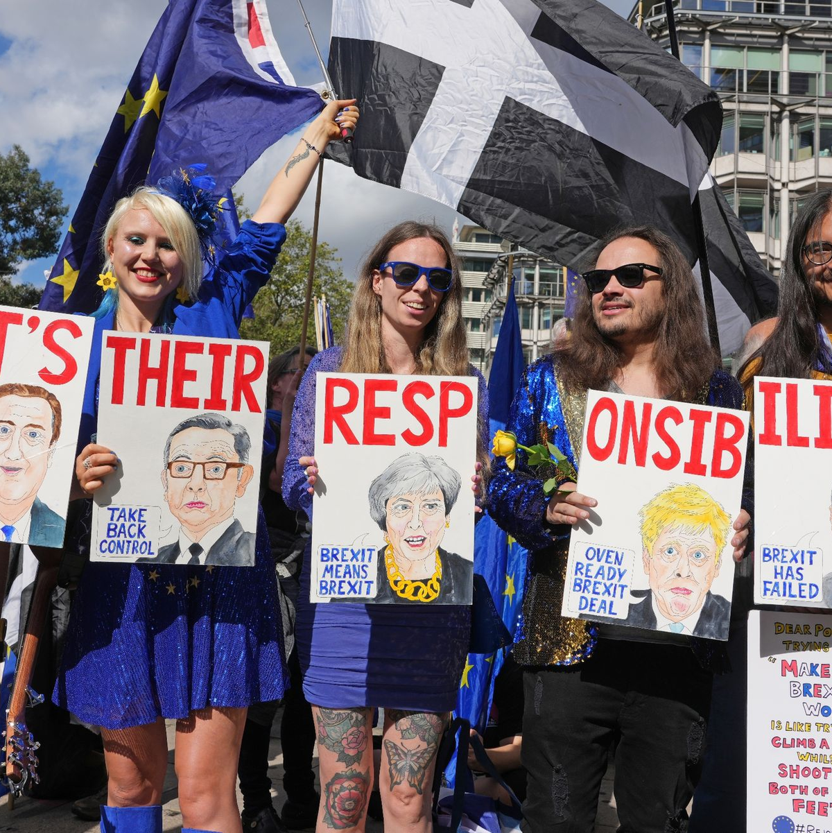 Menschen in London fordern die Rückkehr Großbritanniens in die EU. - Foto: Jeff Moore/PA Wire/dpa