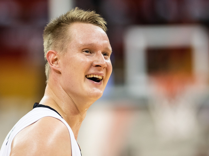 Steht mit Gießen im BBL-Pokal-Achtelfinale: Robin Benzing. - Foto: Swen Pförtner/dpa