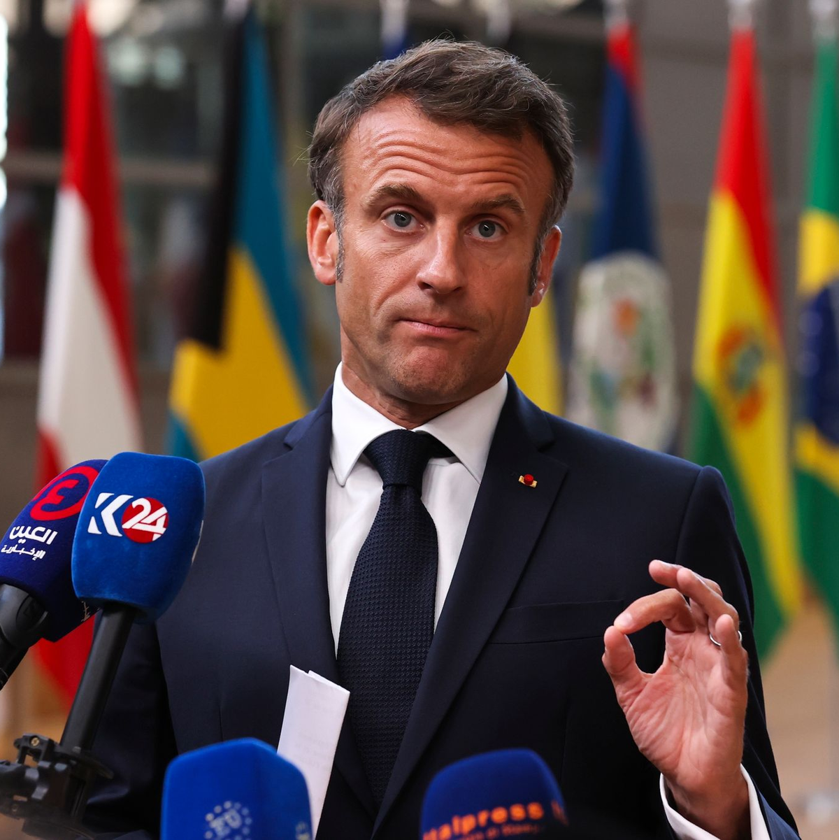Frankreichs Präsident Emmanuel Macron will die französischen Streitkräfte aus dem Niger abziehen. - Foto: Francois Walschaerts/AP/dpa