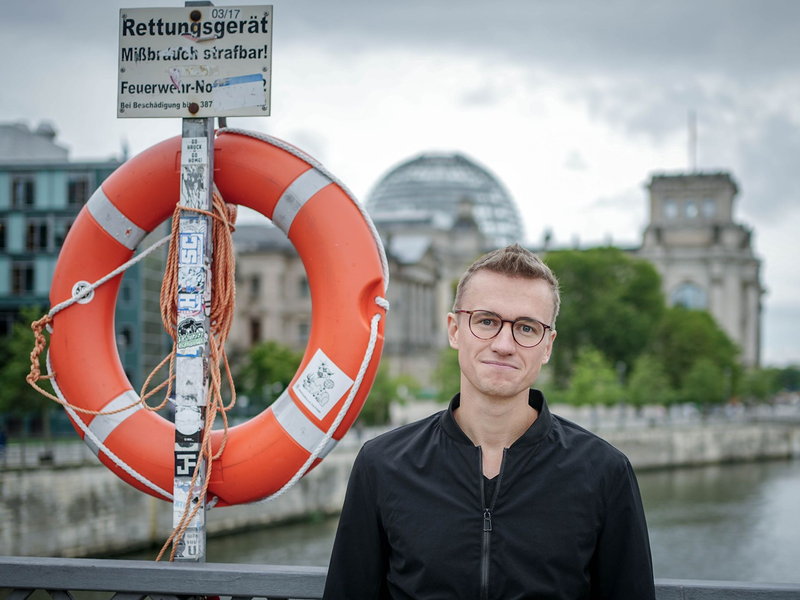 Julian Pahlke (Bündnis 90/Die Grünen) war in der zivilen Seenotrettung auf dem Mittelmeer aktiv. - Foto: Kay Nietfeld/dpa