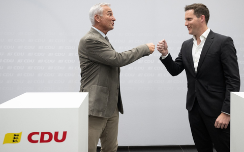 Thomas Strobl (l) verzichtet auf eine erneute Kandidatur für den CDU-Landesvorsitz. Als Nachfolge schlägt er Manuel Hagel vor. - Foto: Marijan Murat/dpa
