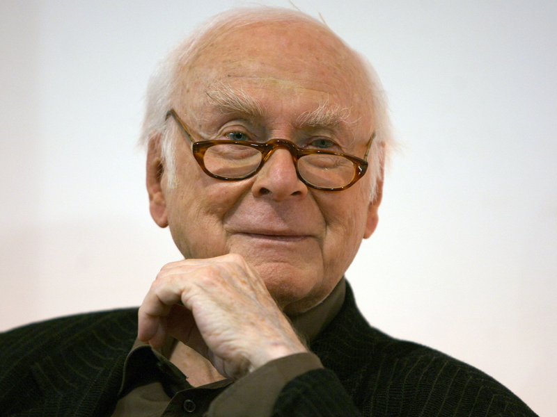 Loriot: «Der beste Platz für Politiker ist das Wahlplakat. Dort ist er tragbar, geräuschlos und leicht zu entfernen.» - Foto: Stephanie Pilick/dpa