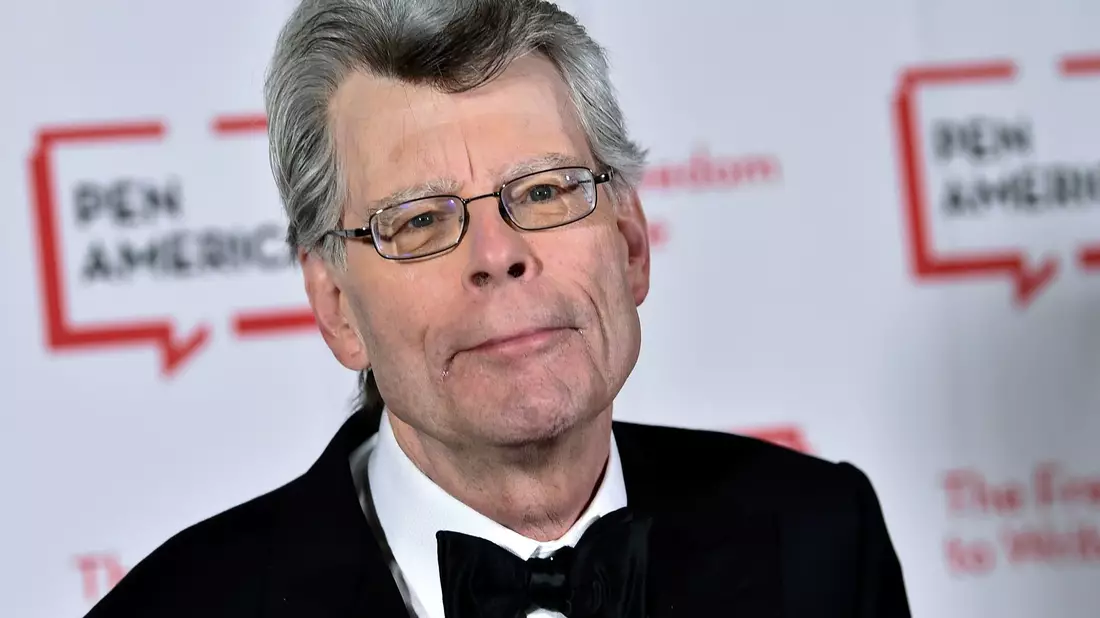 Stephen King im Mai 2018 bei der PEN Literatur-Gala in New York. - Bild: Evan Agostini/Invision/AP/dpa