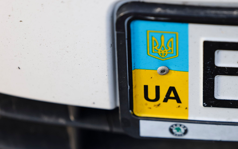 Eine staatliche Stelle zahlt für die vereinfachte Prüfung für ukrainische Autos nicht. - Foto: Frank Molter/dpa