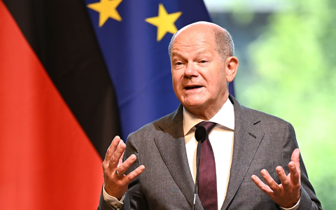 Bundeskanzler Olaf Scholz (SPD) dringt auf eine Einigung bei der geplanten Reform des EU-Asylsystems. - Foto: Barbara Gindl/APA/dpa