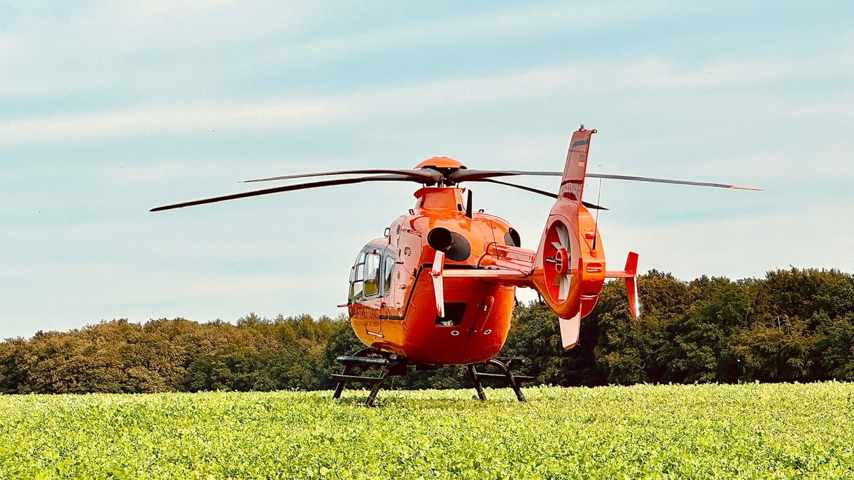 FFW Schwalmtal: Technische Hilfeleistung nach Verkehrsunfall - Foto: presseportal.de