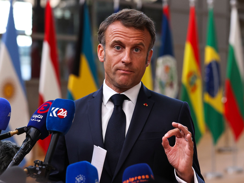 Emmanuel Macron hat auf Forderungen nach mehr Eigenständigkeit für die Mittelmeerinsel Korsika reagiert. - Foto: Francois Walschaerts/AP/dpa