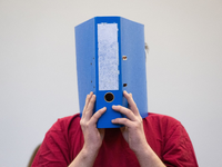 Der Angeklagte ermordete die Schülerin Ayleen. - Foto: Boris Roessler/dpa