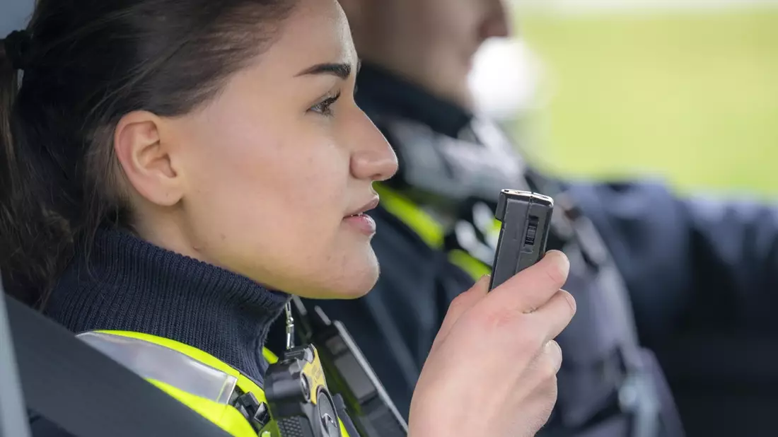 POL-ME: Polizei sucht Hinweise: Mobiltelefon geraubt - 2507096 - Bild: presseportal.de
