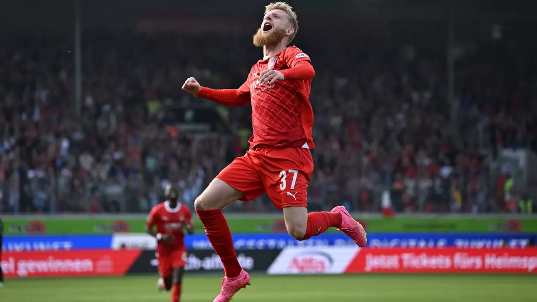 Jan-Niklas Beste erzielte Heidenheims 1:0 gegen Union Berlin. - Bild: Bernd Weißbrod/dpa
