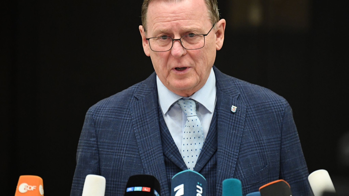 «Wir müssen uns aber auch eingestehen, dass der Einheitsprozess weder strukturell noch in den Köpfen oder gar in den Herzen abgeschlossen ist», sagt Thüringens Ministerpräsident Bodo Ramelow. - Foto: Lukas Fortkord/dpa