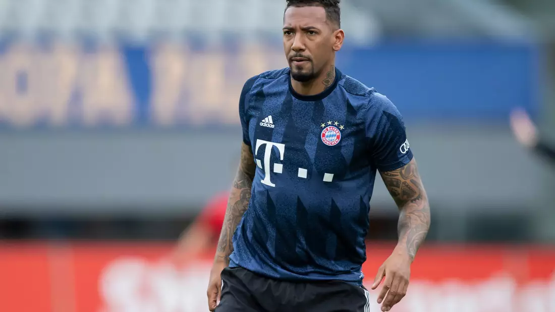 Jérôme Boateng bekommt keinen neuen Vertrag beim FC Bayern. - Bild: Tom Weller/dpa