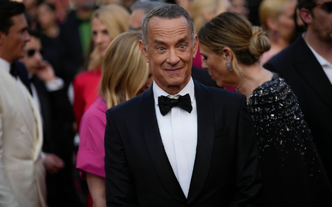 Tom Hanks hat in der Vergangenheit bereits über Gefahren und Möglichkeiten von künstlicher Intelligenz gesprochen. - Foto: Daniel Cole/AP/dpa