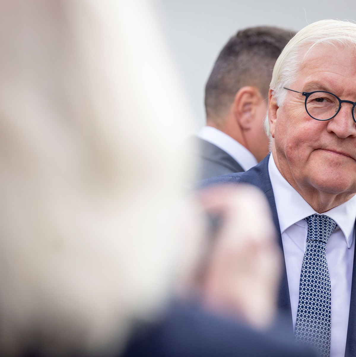 Frank-Walter Steinmeier hat sich zu der Debatte rund um die Flüchtlingsaufnahme in Deutschland geäußert. - Foto: Christoph Reichwein/dpa