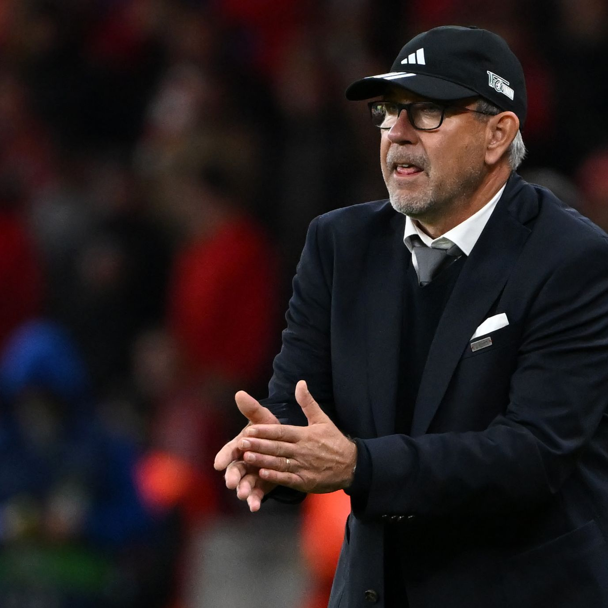 Urs Fischer musste mit Union erneut eine bittere Niederlage hinnehmen. - Foto: Sebastian Christoph Gollnow/dpa