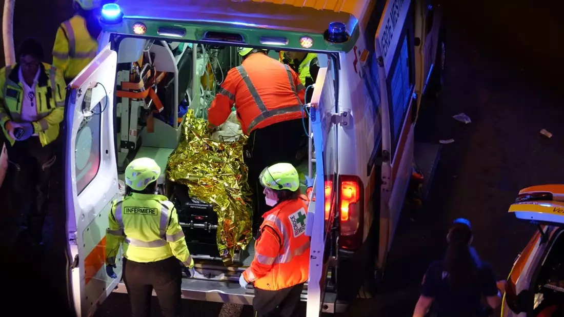 21 Menschen starben bei dem Unglück, 15 wurden verletzt, mehrere davon schwer. - Bild: Slow Press / Livemedia / Lapress/LaPresse via ZUMA Press/dpa