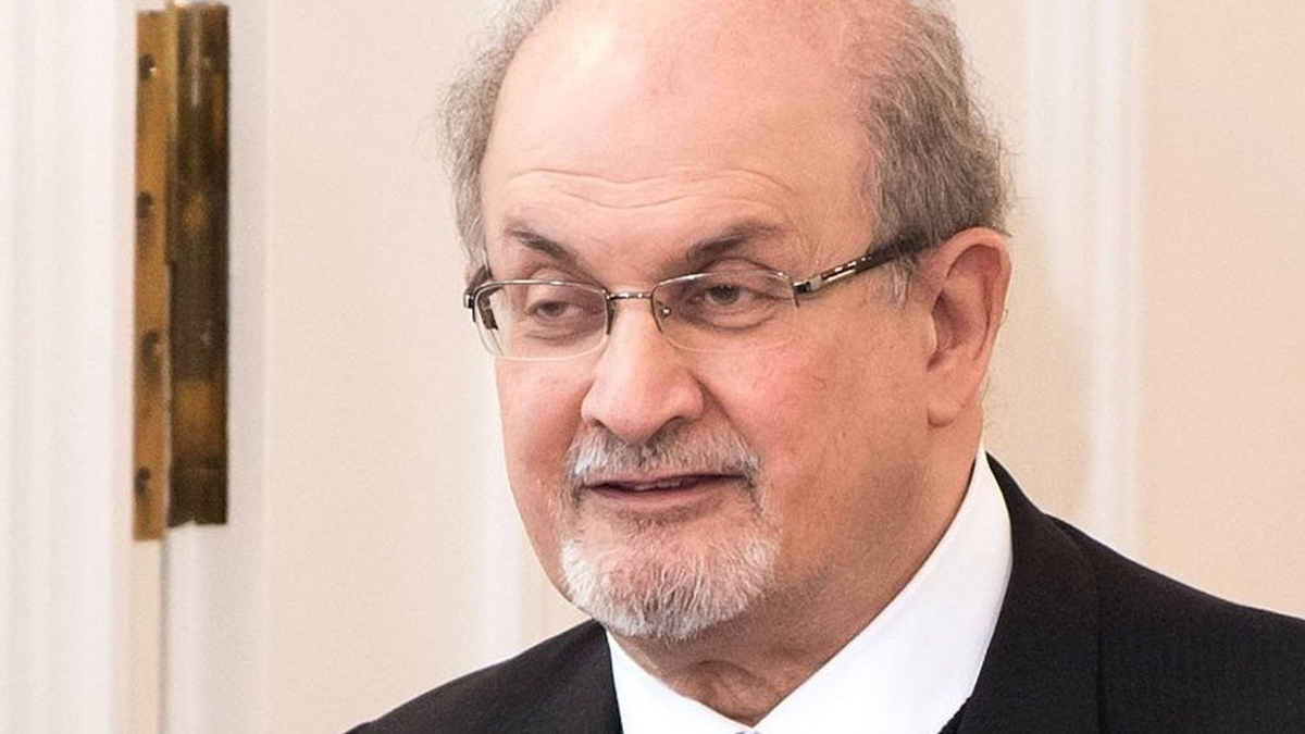 Zur Buchmesse hat sich der Schriftsteller Salman Rushdie angesagt. - Foto: Bernd von Jutrczenka/dpa