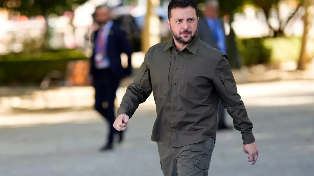 Wolodymyr Selenskyj beim Europa-Gipfel in Granada. - Bild: Manu Fernandez/AP/dpa
