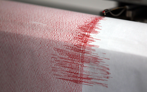 Auf der griechischen Insel Santorini gab es Erdbeben. (Symbolbild) - Foto: Oliver Berg/dpa