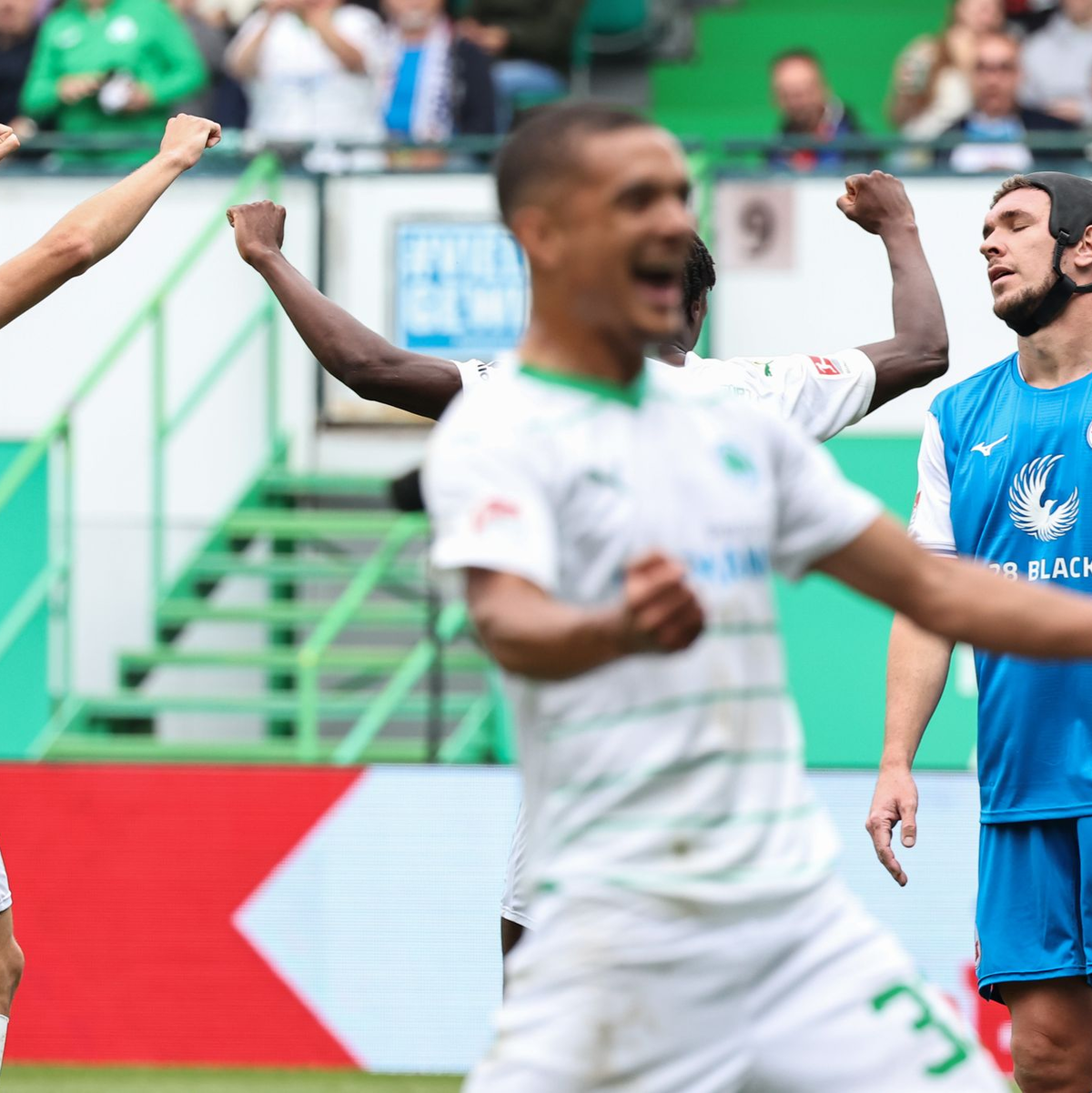 Die SpVgg Greuther Fürth feierte gegen Hansa Rostock den vierten Sieg in Folge. - Foto: Daniel Karmann/dpa
