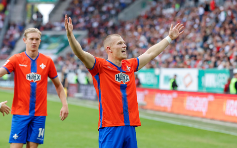 Tim Skarke brachte den SV Darmstadt 98 in Führung beim FC Augsburg. - Foto: Daniel Löb/dpa Tim Skarke brachte den SV Darmstadt 98 in Führung beim FC Augsburg. - Foto: Daniel Löb/dpa