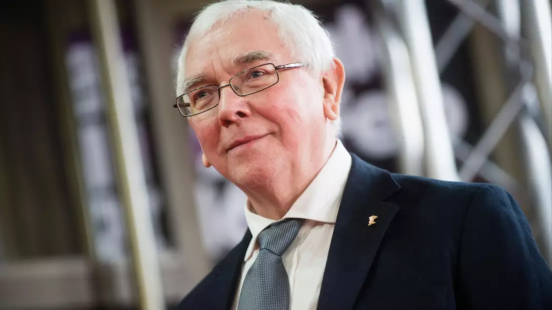 Terence Davies stellt «A Quiet Passion» auf der Berlinale vor. Der britische Filmemacher ist im Alter von 77 Jahren gestorben. - Bild: picture alliance / dpa