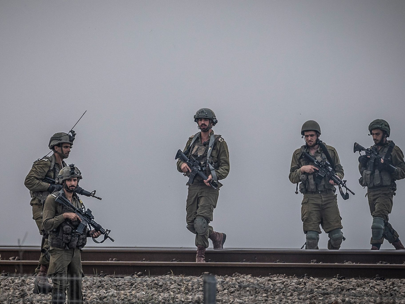 Israelische Soldaten an der Grenze zum Gazastreifen (Archivbild). - Foto: Ilia Yefimovich/dpa