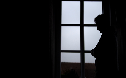 Corona-Pandemie, Russlands Krieg gegen die Ukraine oder die Klimakrise: Krisen belasten einer Umfrage zufolge die Psyche von fast zwei Dritteln der EU-Bürger. - Foto: Sina Schuldt/dpa