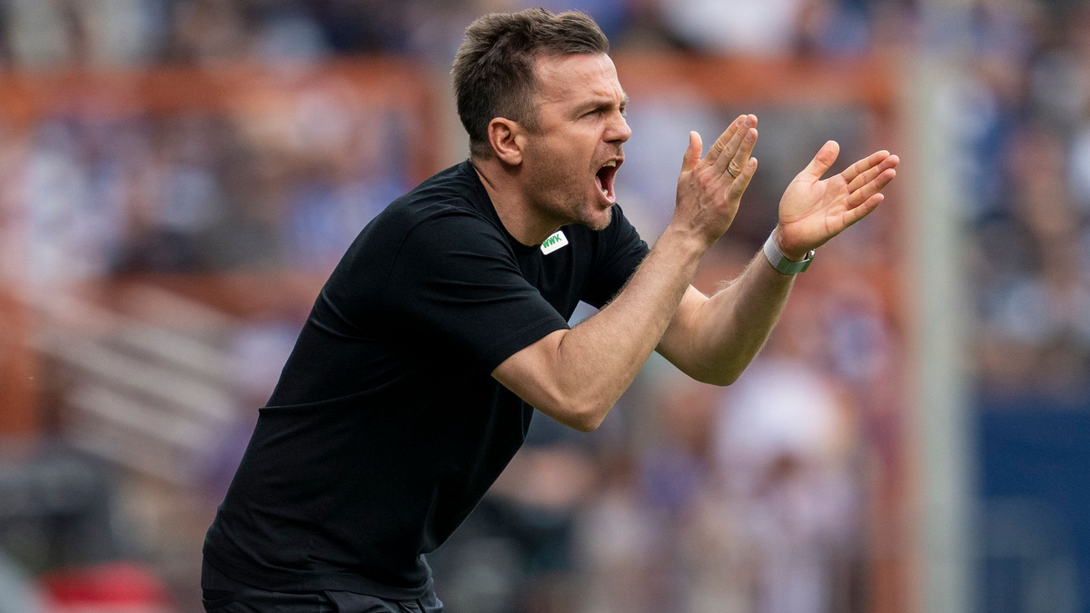 Musste in Augsburg gehen: Enrico Maaßen. - Foto: David Inderlied/dpa