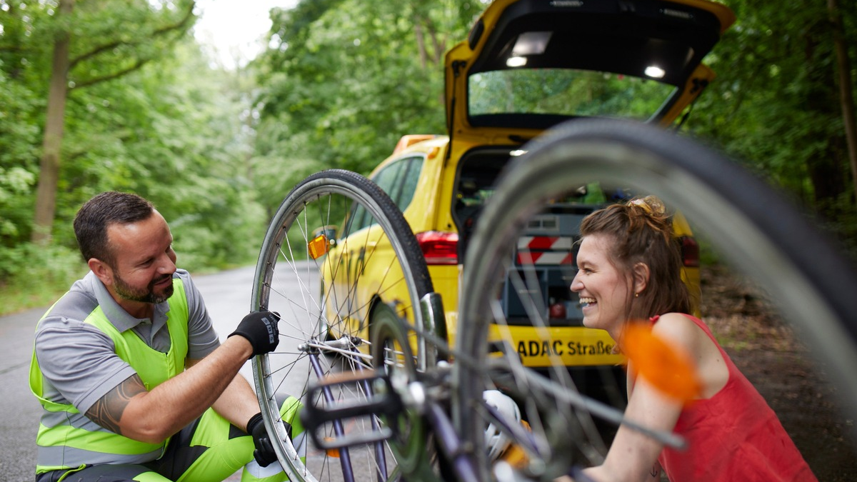 Zwei Jahre ADAC Fahrrad-Pannenhilfe: Über 27.000 Räder wieder flott gemacht / Einsatzzahlen steigen stark an / Reifenpanne häufigster Defekt - Foto: presseportal.de