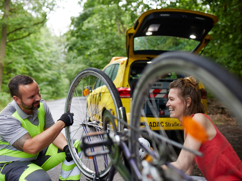 Zwei Jahre ADAC Fahrrad-Pannenhilfe: Über 27.000 Räder wieder flott gemacht / Einsatzzahlen steigen stark an / Reifenpanne häufigster Defekt - Foto: presseportal.de