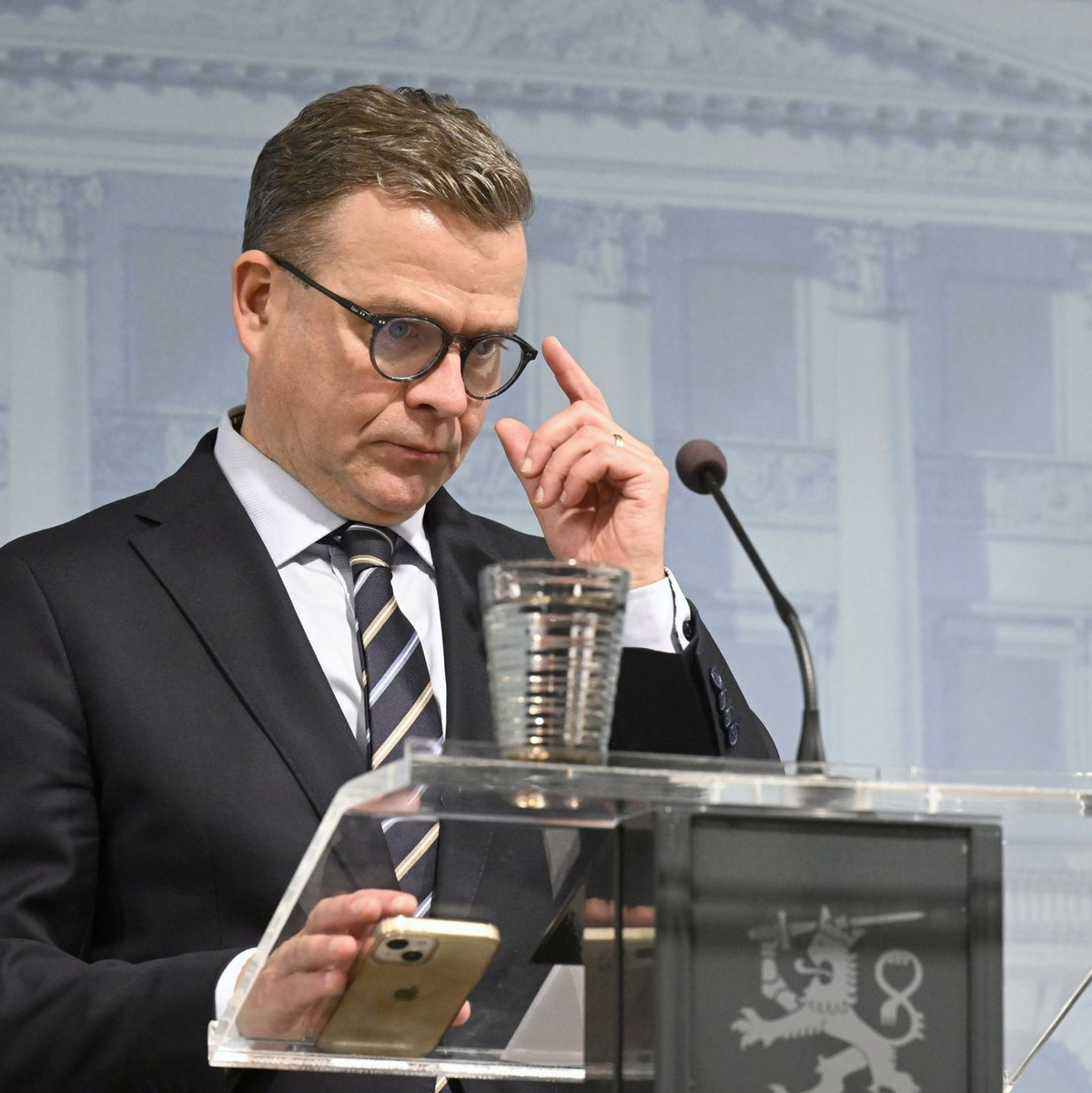 Laut dem finnischen Ministerpräsidenten Petteri Orpo ist es wahrscheinlich, dass das Leck an der Ostsee-Pipeline Balticconnector auf äußere Einwirkungen zurückgeht. - Foto: Jussi Nukari/Lehtikuva/dpa