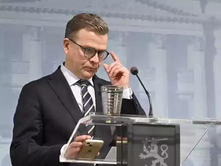 Laut dem finnischen MinisterprĂ€sidenten Petteri Orpo ist es wahrscheinlich, dass das Leck an der Ostsee-Pipeline Balticconnector auf Ă€uĂere Einwirkungen zurĂŒckgeht. - Foto: Jussi Nukari/Lehtikuva/dpa