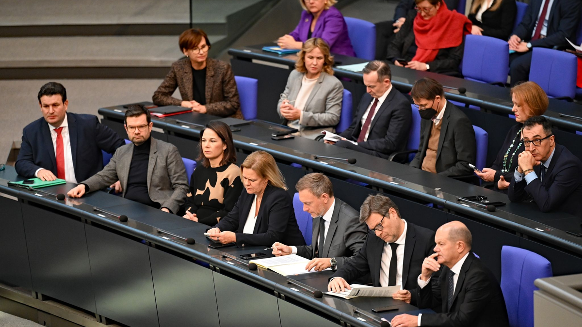 Mitglieder der Ampel-Regierung im Deutschen Bundestag. - Foto: Philipp Znidar/dpa