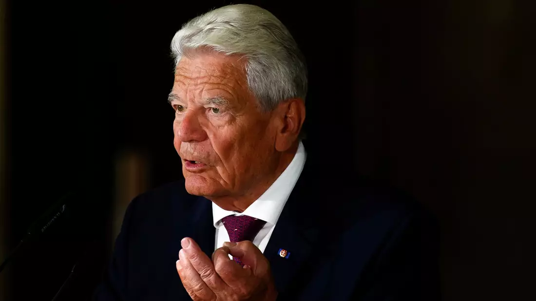 «Wir müssen bei dieser AfD schon das klare Signal aussenden: Die kommen nie an die Macht», sagt Bundespräsident a.D., Joachim Gauck. - Bild: Klaus-Dietmar Gabbert/dpa