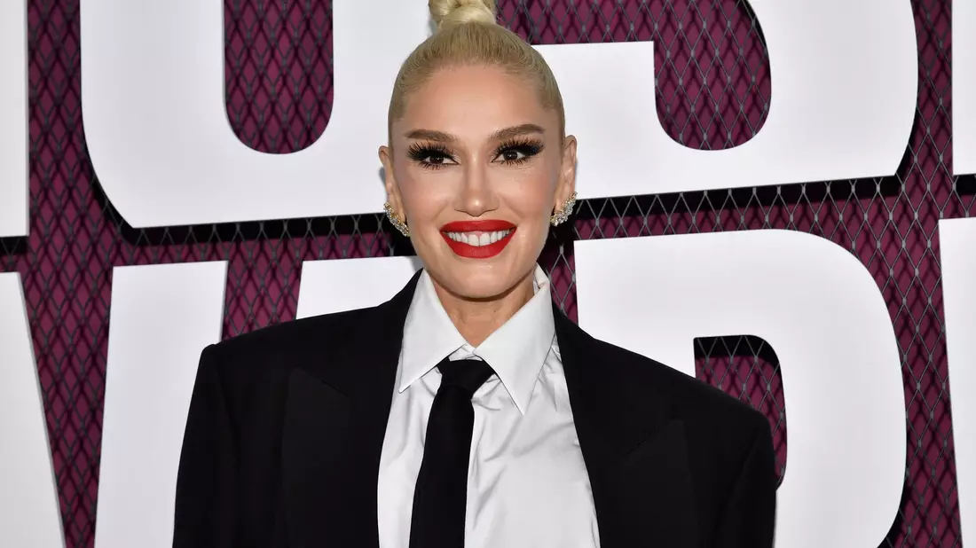 Gwen Stefani wird mit einem Stern auf dem «Walk of Fame» geehrt. - Bild: Evan Agostini/Invision/AP/dpa
