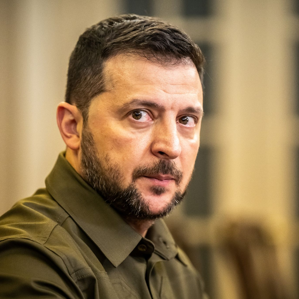 Der ukrainische Präsident Wolodymyr Selenskyj ist nach Brüssel gereist. - Foto: Michael Kappeler/dpa/Archiv