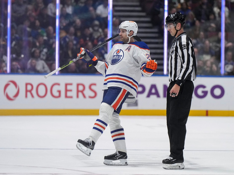 Oilers-Star Leon Draisaitl konnte die klare Niederlage gegen die Vancouver Canucks nicht verhindern. - Foto: DARRYL DYCK/The Canadian Press/AP/dpa