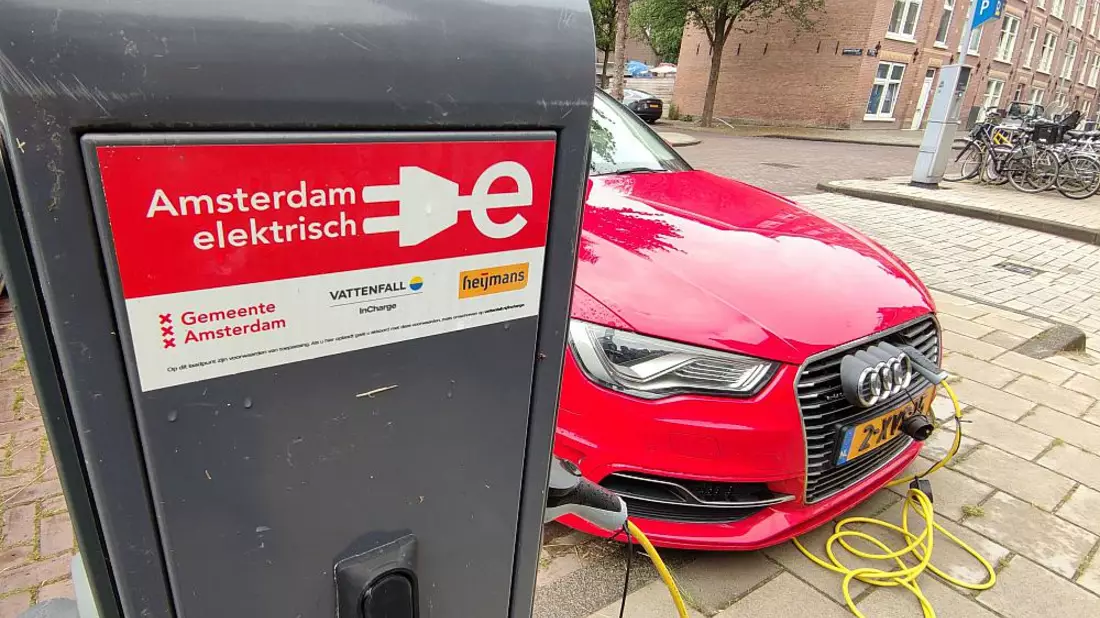 E-Auto-Ladestation in Amsterdam (Archiv) - Bild: über dts Nachrichtenagentur