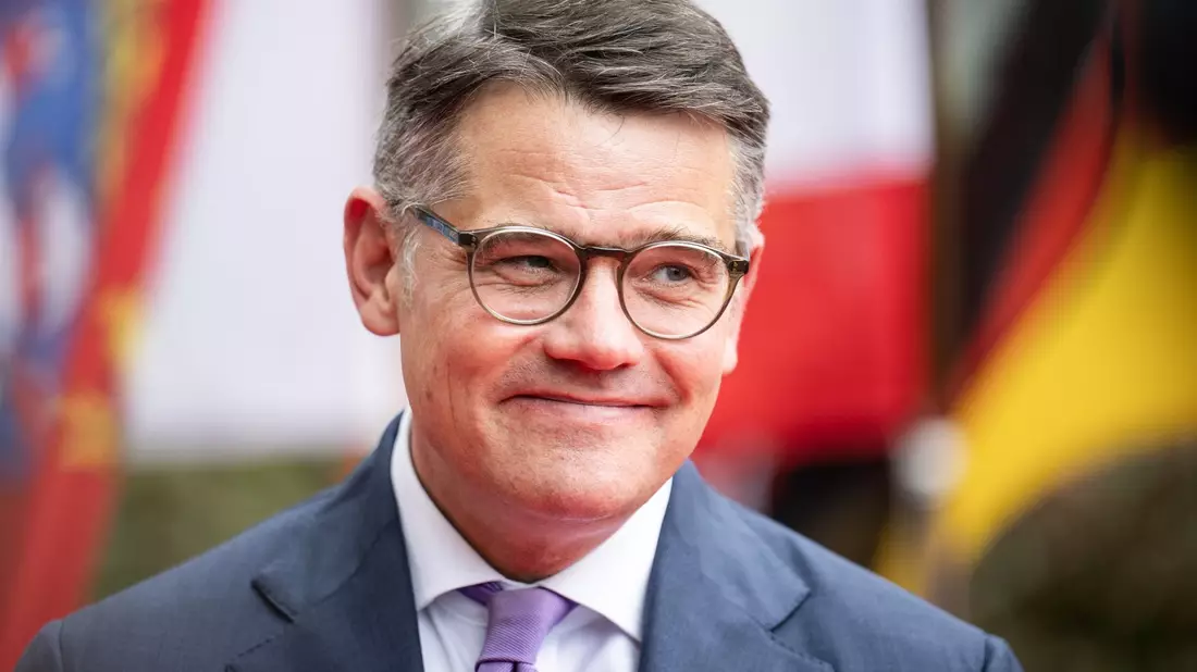 Bei dem Spitzentreffen im Kanzleramt geht es nach Einschätzung des hessischen Ministerpräsidenten Boris Rhein um Migration. - Bild: Hannes P. Albert/dpa