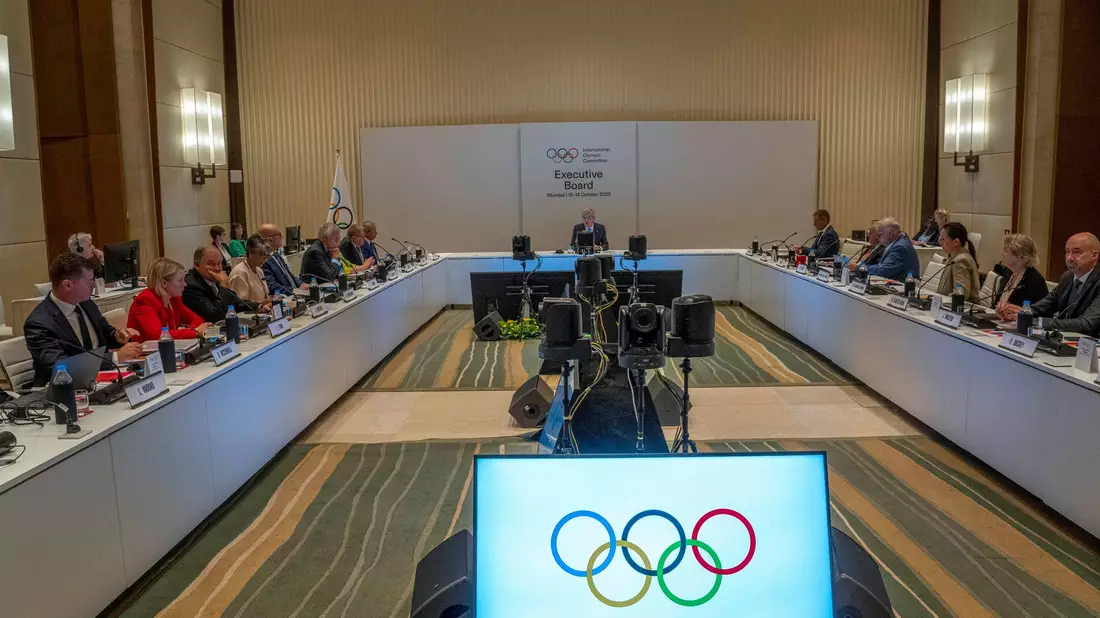 Die IOC-Exekutive tagt derzeit in Mumbai. - Bild: Rafiq Maqbool/AP/dpa
