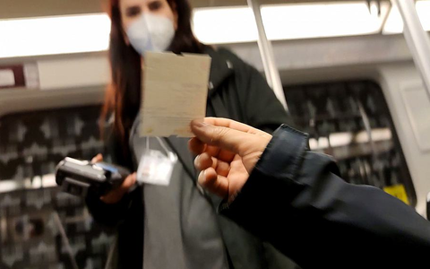 Fahrkartenkontrolle (Archiv) - Foto: über dts Nachrichtenagentur