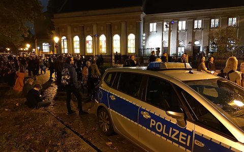 Mahnwache vor der Synagoge am 13.10.2023 - Foto: über dts Nachrichtenagentur