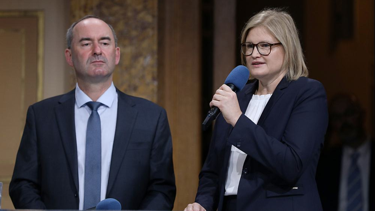 Hubert Aiwanger und Katrin Ebner-Steiner (Archiv) - Foto: über dts Nachrichtenagentur