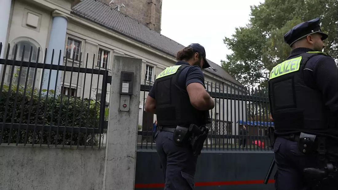 Polizei vor Synagoge (Archiv) - Bild: über dts Nachrichtenagentur