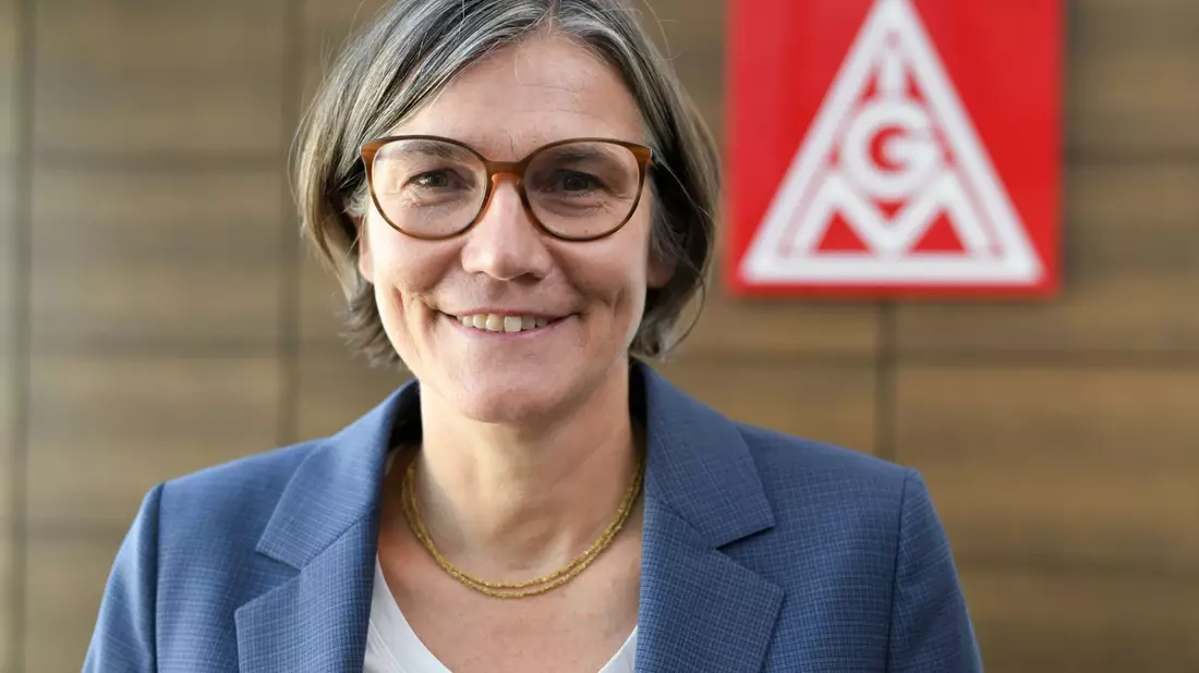 Christiane Benner, Chefin der IG Metall, bei einem Gewerkschaftstag der Industriegewerkschaft. - Bild: Arne Dedert/dpa
