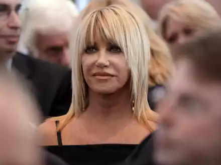 Suzanne Somers im August 2007 in der Church of the Good Shepherd in Beverly Hills, Kalifornien. - Foto: Kevork Djansezian/AP Pool/dpa